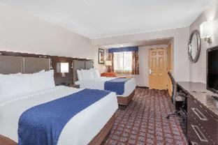 Days Inn By Wyndham Woodbury Long Island Værelse billede