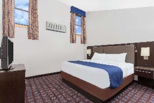 Days Inn By Wyndham Woodbury Long Island Værelse billede